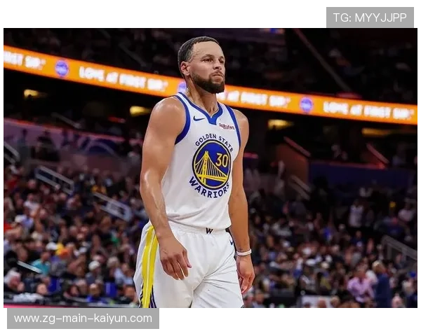 勇士不敌步行者 库里外线果断出手，勇士与库里